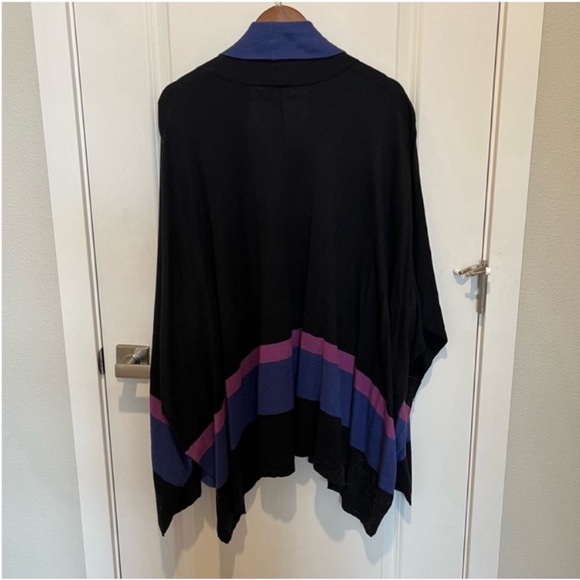 New Sejour Black and Blue Open Front Cardigan Wrap Poncho Size OX / 1X - Picture 3 of 7